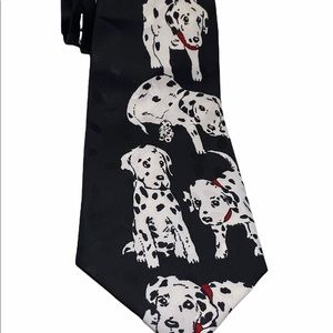 Dalmatian‎ tie